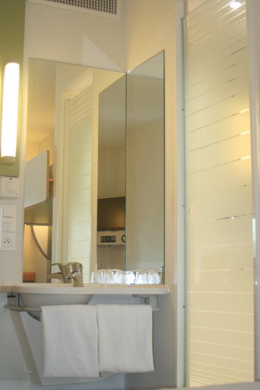 Ibis Budget Niort - 拉克雷奇 外观 照片